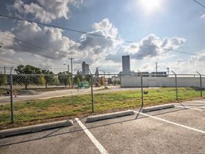10 S Iroquois St, Tulsa, OK 74120